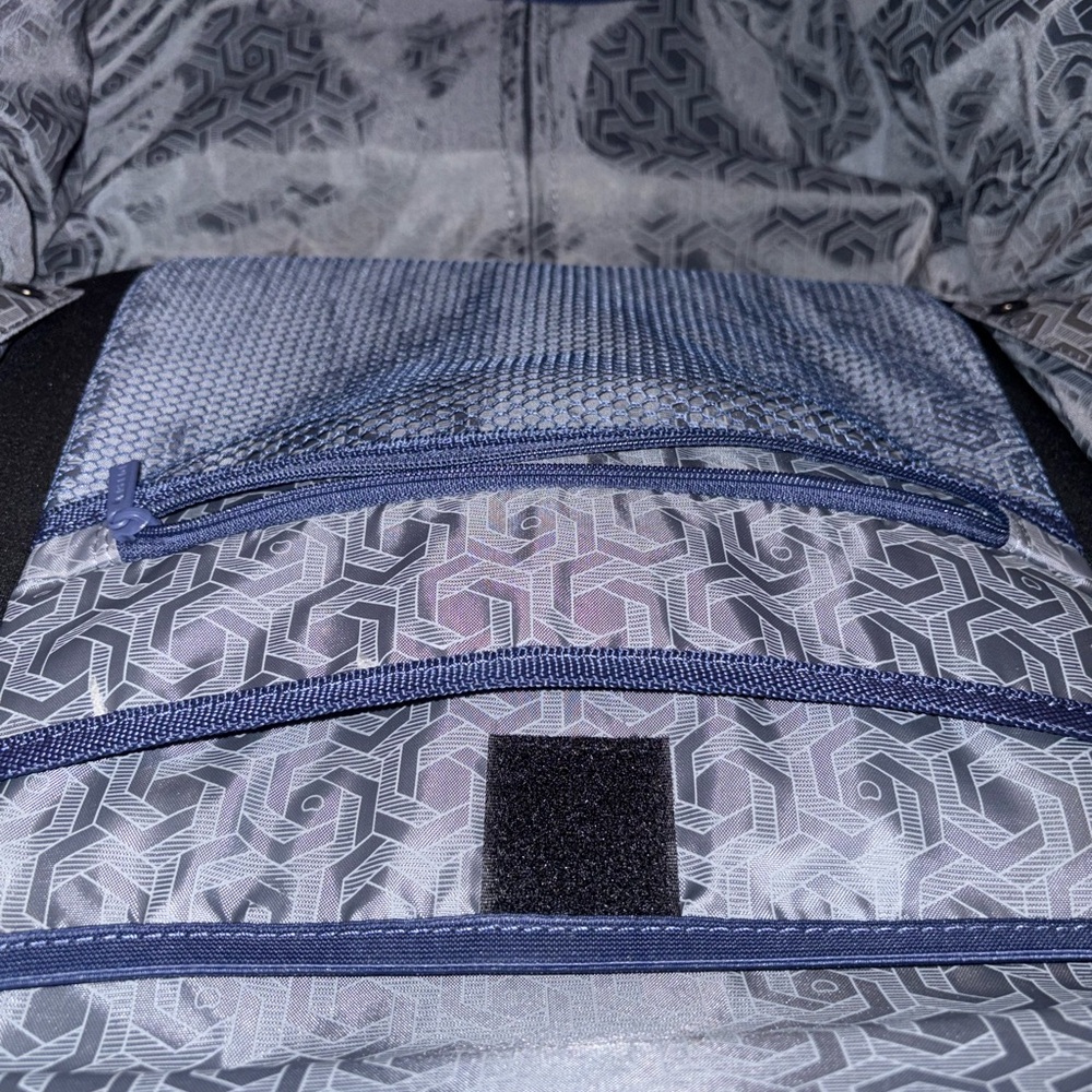 Delsey Navy Blue Rolling Suitcase - Picture 6 of 9